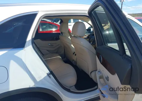 2018 Mercedes-Benz Glc 300 z USA, uszkodzony, nr VIN WDC0G4JB0JV052200